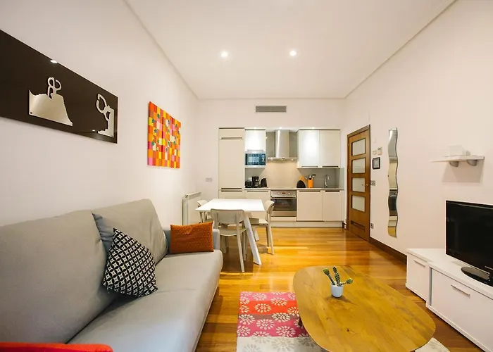 アパルタメントス サン マルシアル 28 アパート