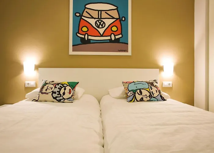 アパルタメントス サン マルシアル 28 アパート