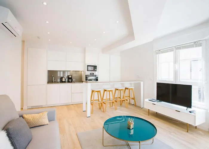 アパルタメントス サン マルシアル 28 *